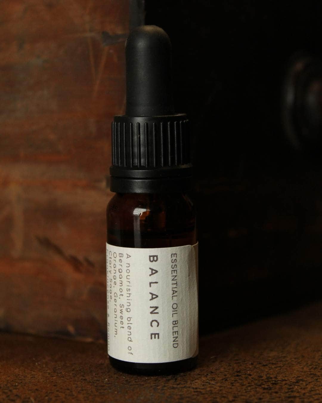 Product Photos 61 Balance Essential Oil Blend